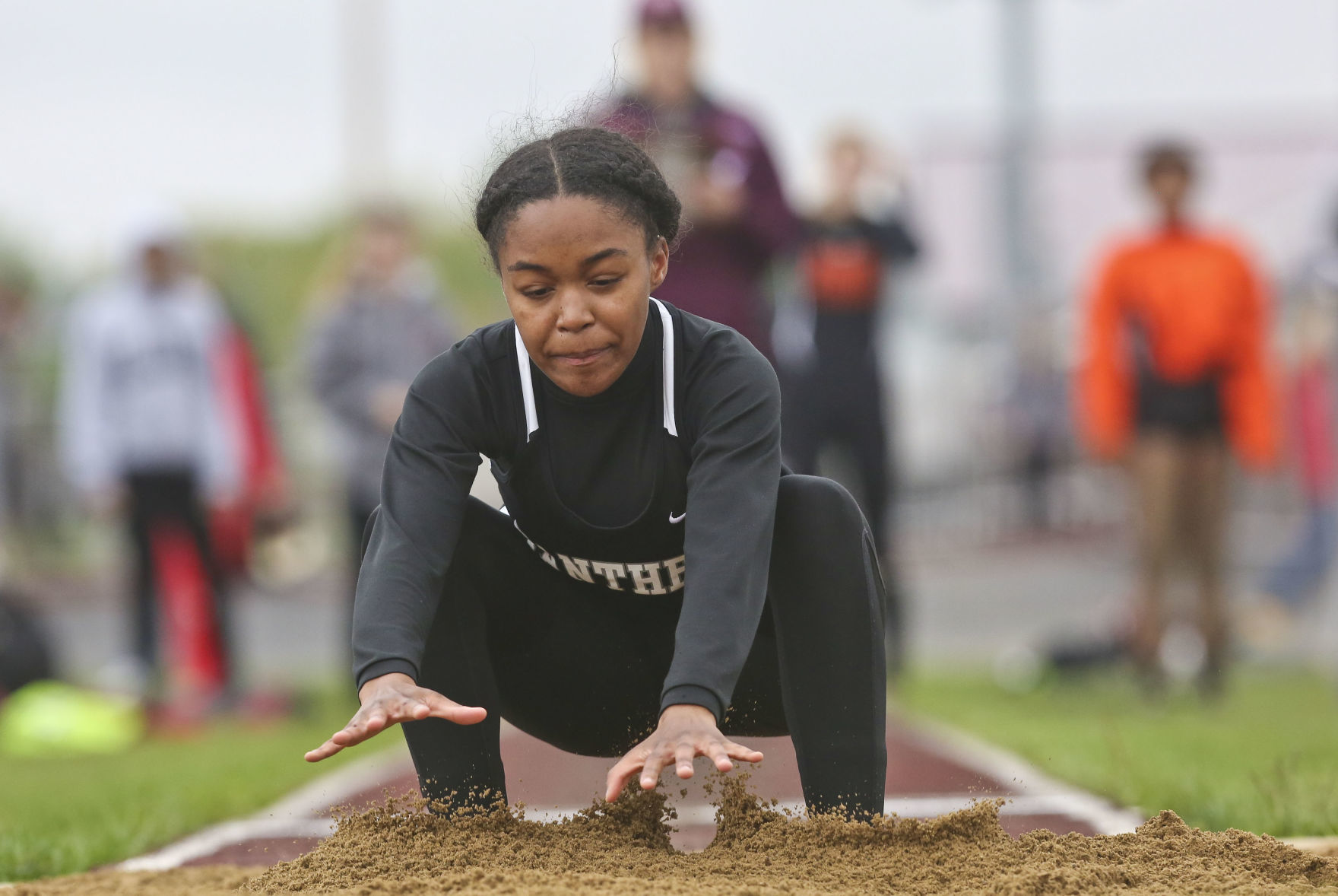 Class 2A Tolono Sectional 5 5.09.19.JPG
